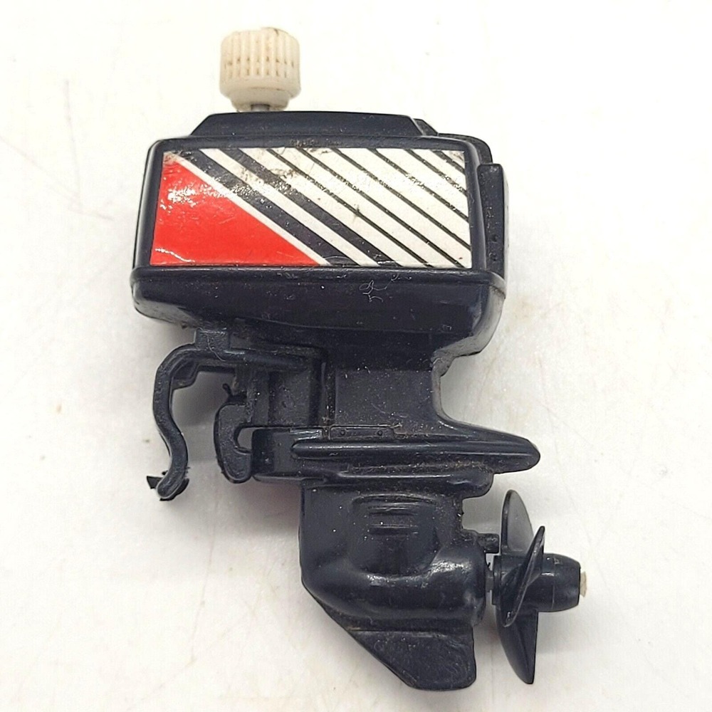 Vintage  Tomy 1978 Wind Up Boat Motor Toy